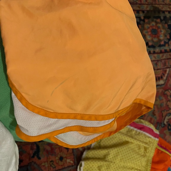 Nike Dri-Fit Shorts Size (M) - Picture 2 of 2